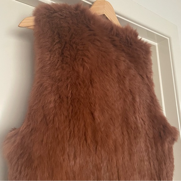 HOST PICK⭐️Ethical Lady Luxe Fur Vest 🤎NWT🤎Brown - Picture 7 of 15
